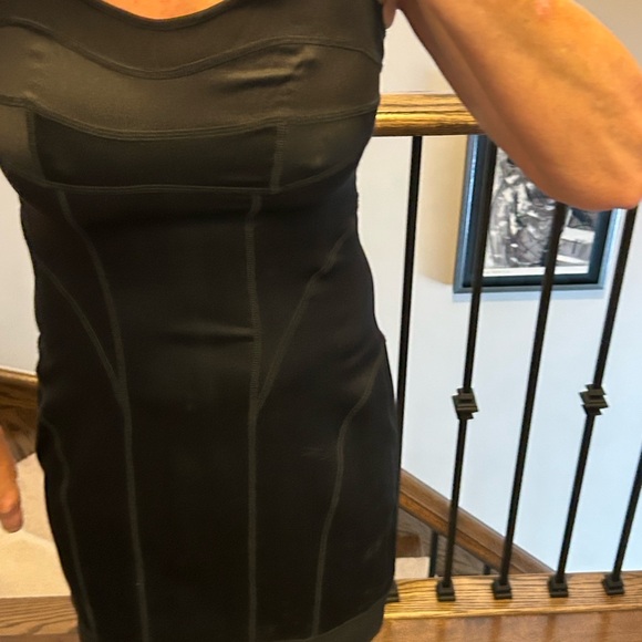 Rare Vintage Diane Von Furstenberg black little dress. Worn once. - Picture 12 of 13